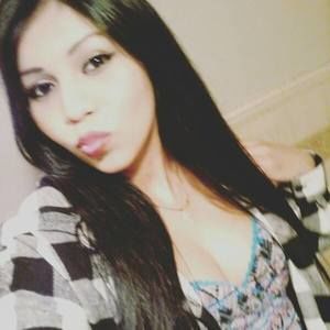 Meet your Posher, Nayeli