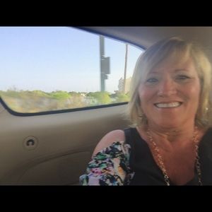 Meet your Posher, Donna