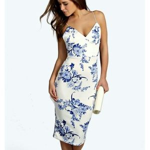 Beuatiful floral dress!