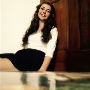 Meet your Posher, Elisha