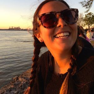 Meet your Posher, Izzy