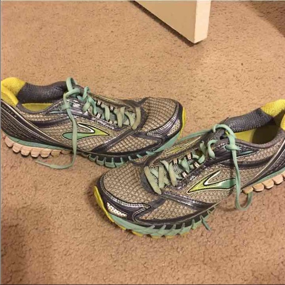 Brooks Ghost Running Shoes