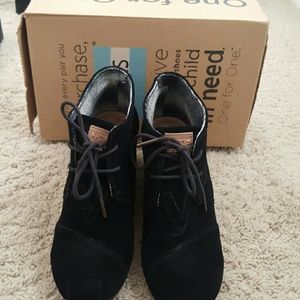 Toms wedge bootie