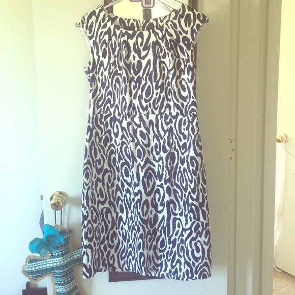 Size 14 New Directions Dress