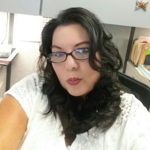 Meet your Posher, Paula