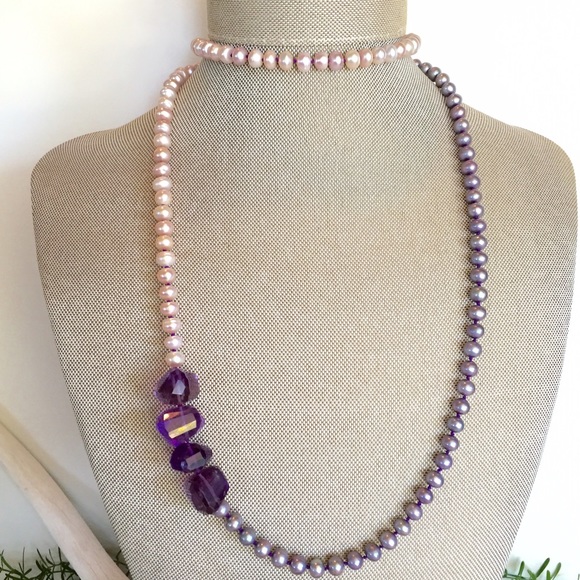SALE🌲PEACH & GREY PEARL&AMETHYST NECKLACE ON SILK