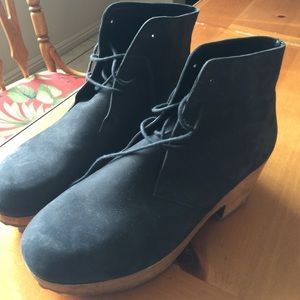 Ecote UO black wood Booties