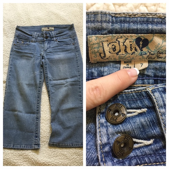 Jolt Stretch Denim Capris