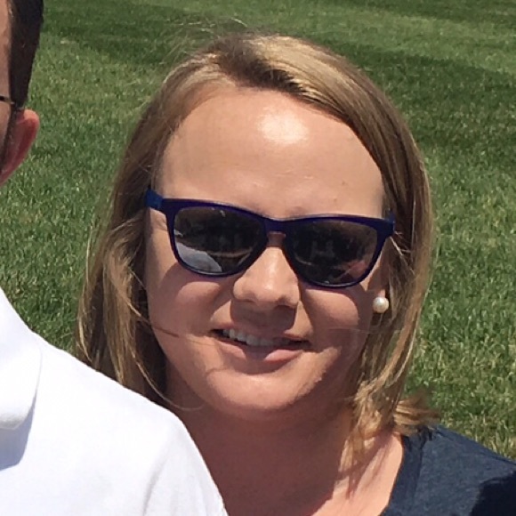 Meet your Posher, Michelle - Picture 1 of 1