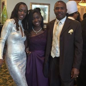 Meet your Posher, Latoya