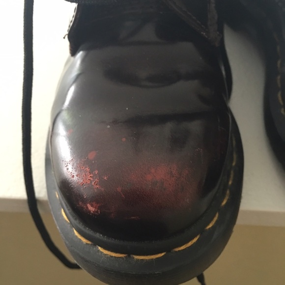 Docs wine color minor scrapes as showed in pics