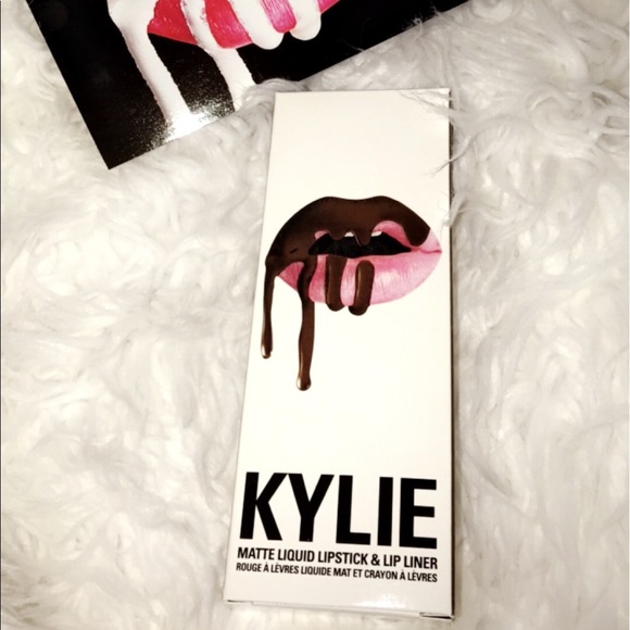 Kylie cosmetics TRUE BROWN K matte liquid lipstick - Picture 2 of 4