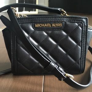 MICHAEL Michael Kors Selma Quilted Mini Messenger