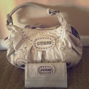 Guess purse and matching wallet set
