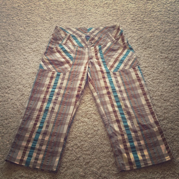 🔵 Sunday Sale! Patagonia plaid pants
