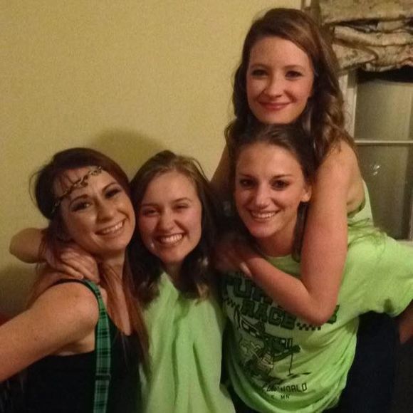 Meet your Posher, Tabitha