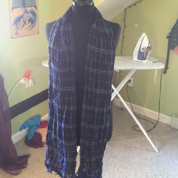 3 Scarves