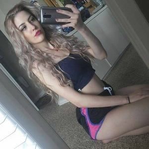 Meet your Posher, Alida