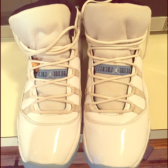 Jordan 11's in great condition comes with the box