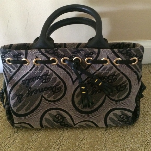 Dooney & Bourke purse