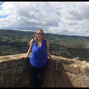 Meet your Posher, Liv