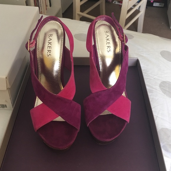 Pink and purple heels - Picture 2 of 4