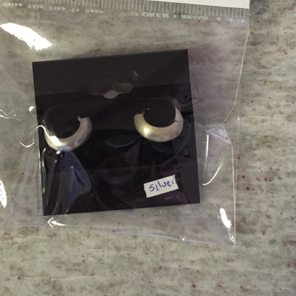 Sterling silver earrings .925