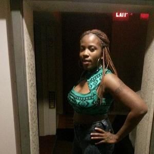 Meet your Posher, Nikki