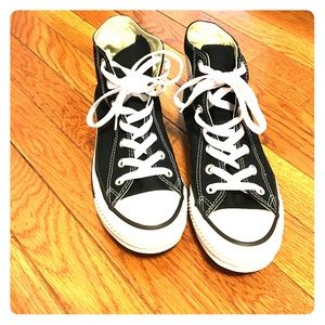 Classic Black high top Converse size 7.5!
