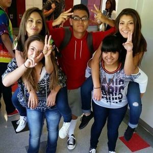 Meet your Posher, Veronica