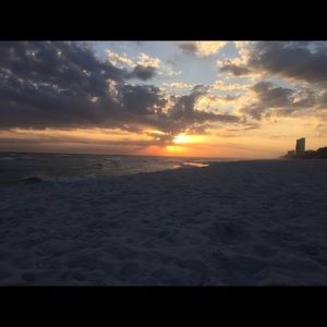 Meet your Posher, Sidney