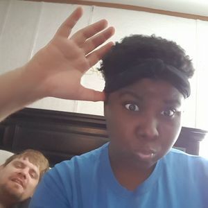 Meet your Posher, Chloe