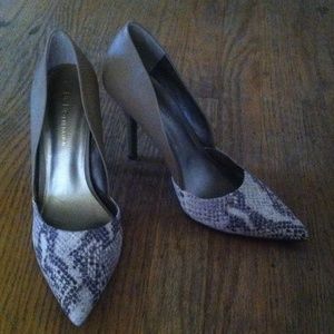 SALE! BCBGeneration heels