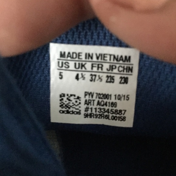 Adidas - Picture 2 of 3