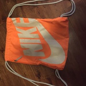Nike drawstring bag