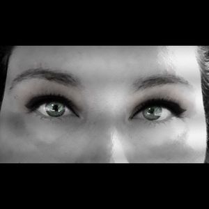 Meet your Posher, Vikki