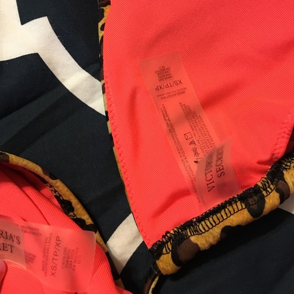 Victoria's Secret swim top & bottom. - Picture 3 of 3
