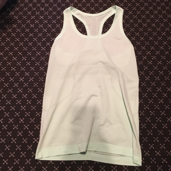 Lululemon tank top