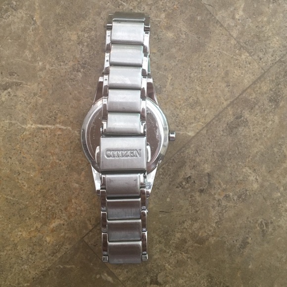 Citizen Watch - Picture 2 of 4