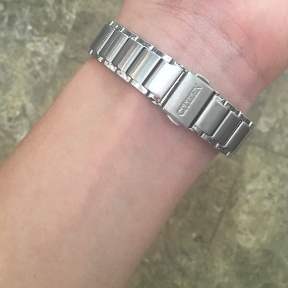 Citizen Watch - Picture 3 of 4