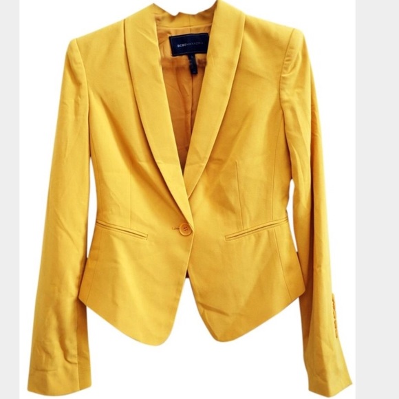 BCBGMaxAzria Bowie blazer S great price!