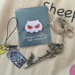 EXCLUSIVE Assorted anime Merch