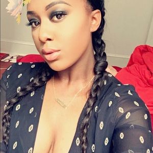 Meet your Posher, Jada