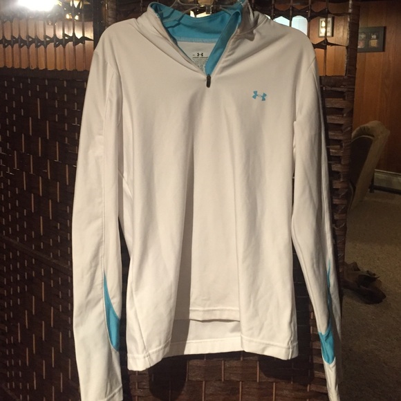 under armour form fitted sweatshirt