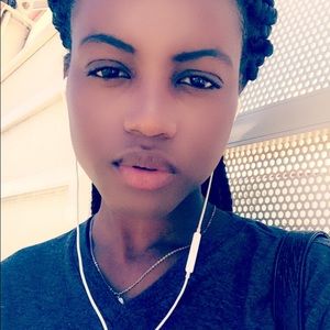 Meet your Posher, Madjina