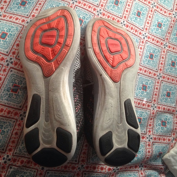 Nike Flyknit Lunar 3 Wolf Grey / Pink - Picture 4 of 4