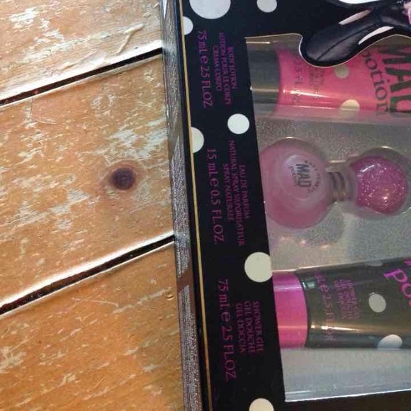 Unopened perfume - Picture 2 of 3