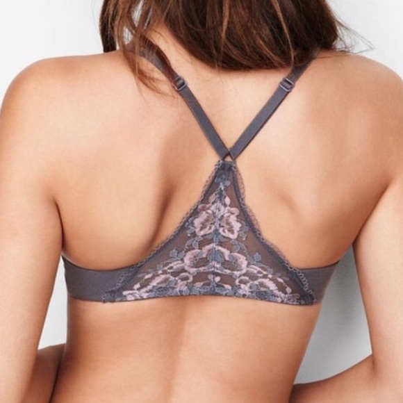 Victoria's Secret Other - 🌸Victoria Secret Bra🌸