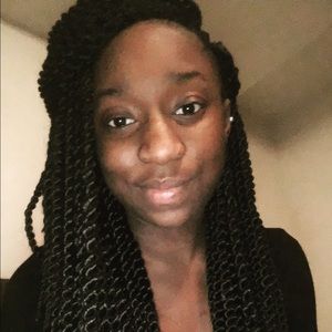 Meet your Posher, Moniya