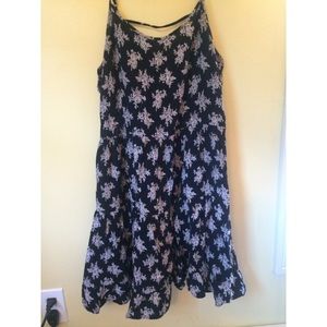 SUPER cute summer dress